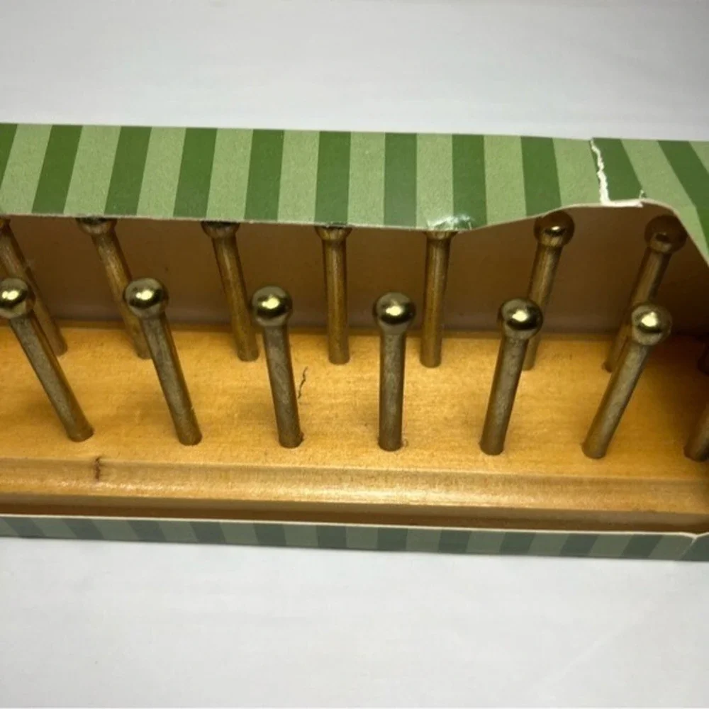 Triangle Inc. tie and‎ belt rack - new in the box